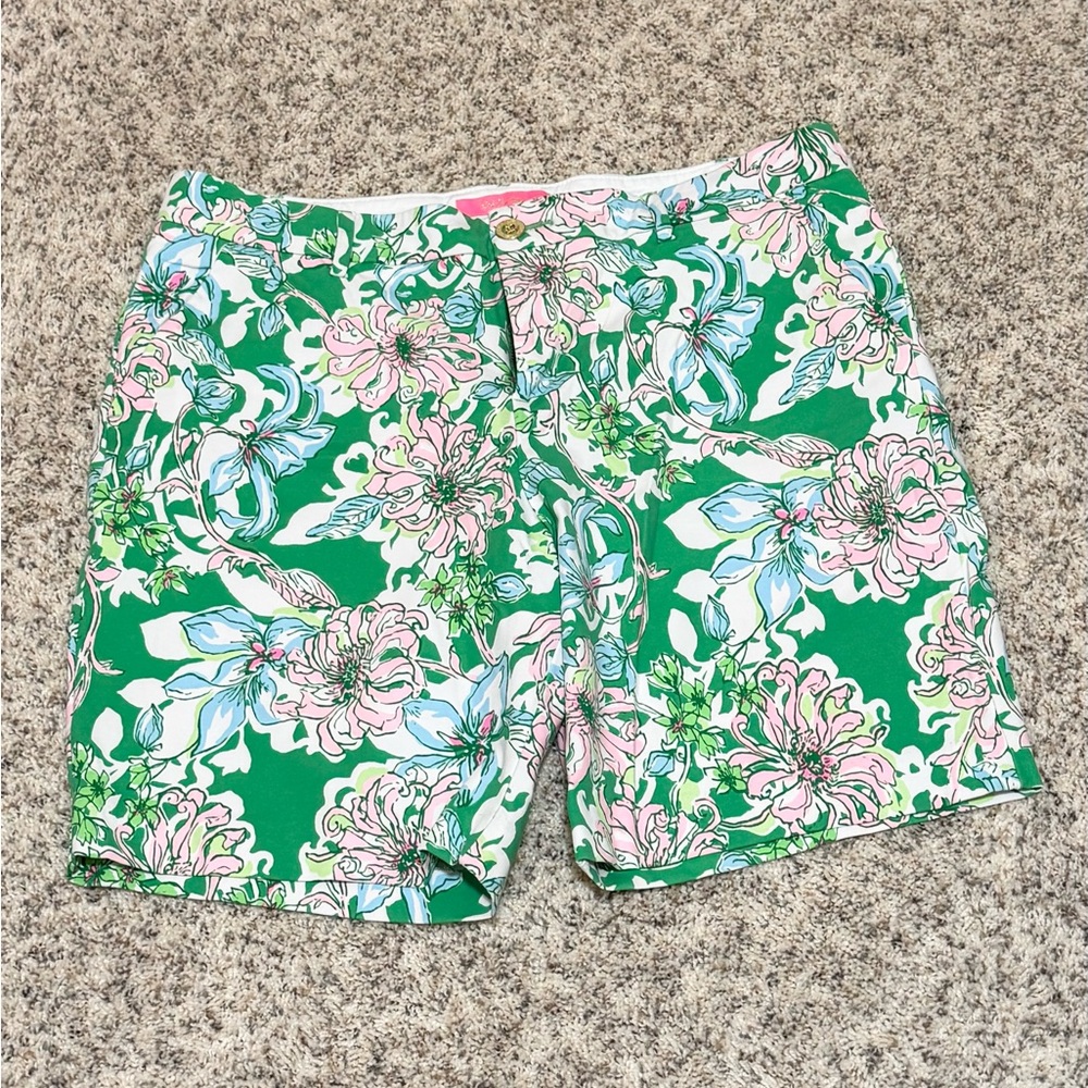 Lilly Pulitzer Size 16 Shorts Coconut Jungle Print Hibiscus Floral - Picture 6 of 6